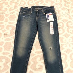 Signature by Levi Strauss & Co